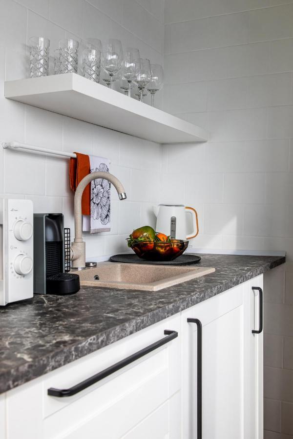 Вилла Designer Flat For 4, Heart Of Bucharest, Kitchen Экстерьер фото